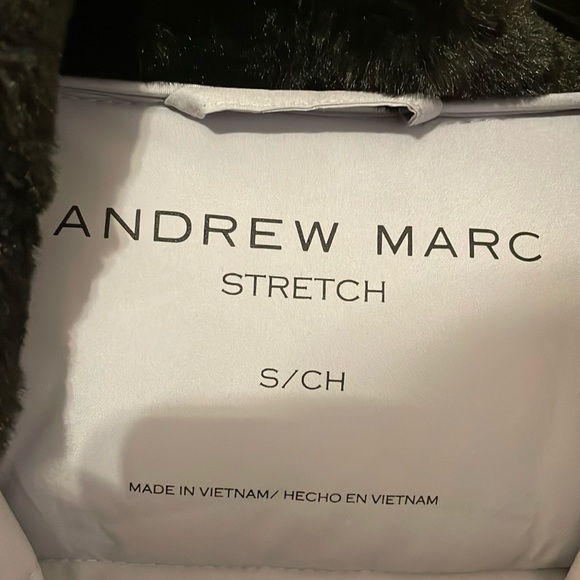 Long winter coat. Light grey with hood - Picture 4 of 5